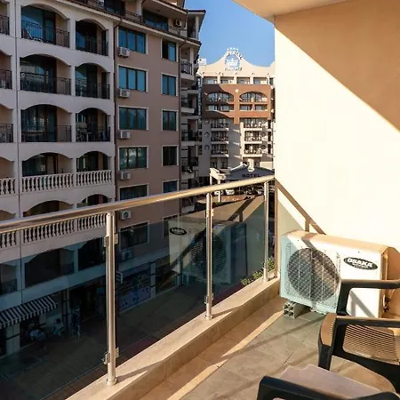 Esperanto 7 Apartman *