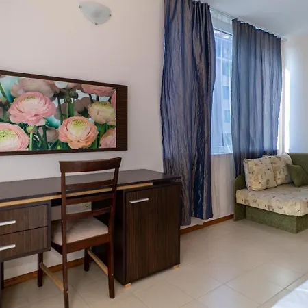 Esperanto 7 Apartman Napospart